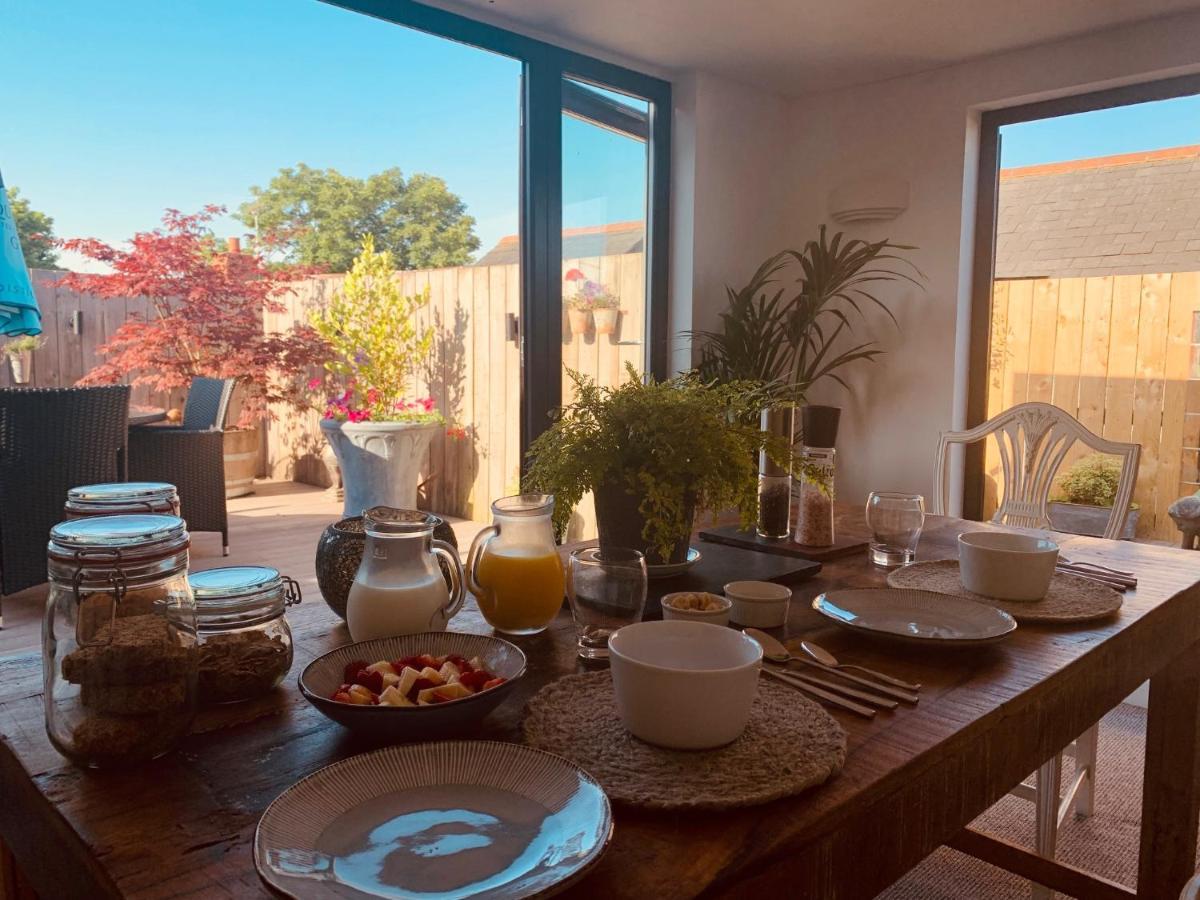 Molesworth Accommodation, Pyworthy, Devon ホルズワージー エクステリア 写真